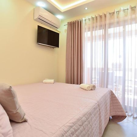 Vila Apartments Lidija Petrovac Exterior foto